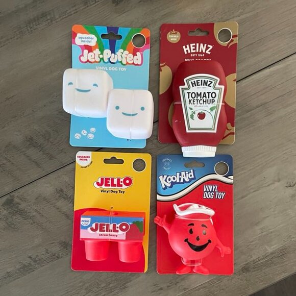 New: 4 Pack Squeak Dog Toys - Picture 1 of 2